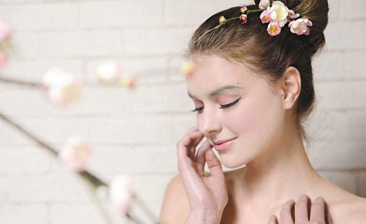 論女性化妝品的包裝設(shè)計